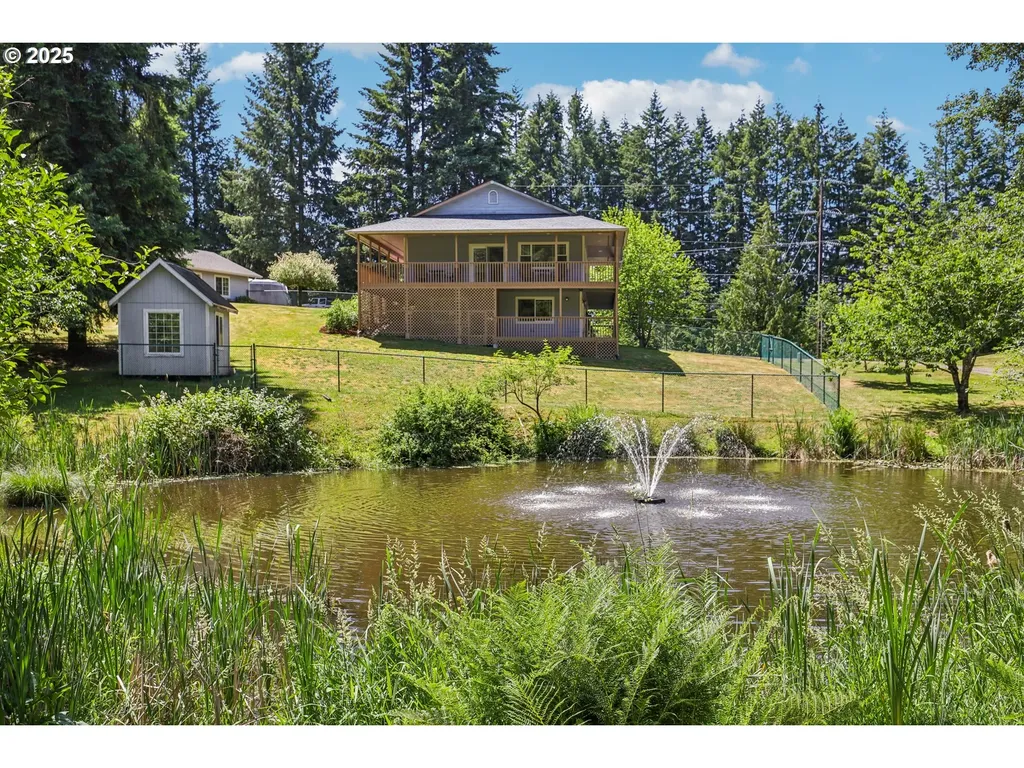 272 Bond Road Castle Rock WA 98611