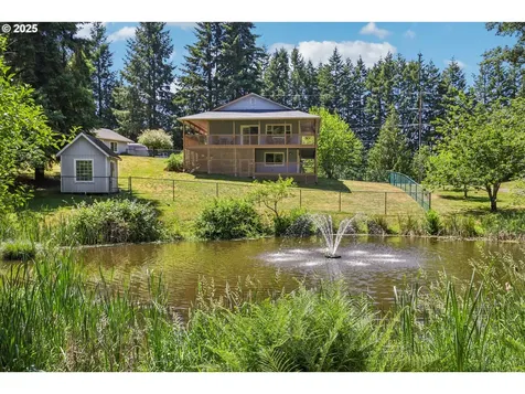 272 Bond Road Castle Rock WA 98611