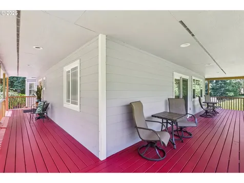 272 Bond Road Castle Rock WA 98611