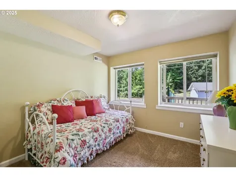 272 Bond Road Castle Rock WA 98611