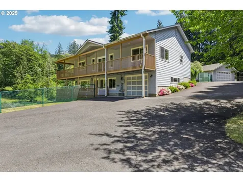 272 Bond Road Castle Rock WA 98611