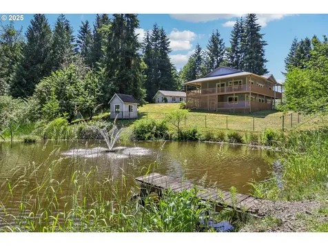 272 Bond Road Castle Rock WA 98611