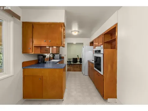 2126 SE 45th Avenue Hillsboro OR 97123