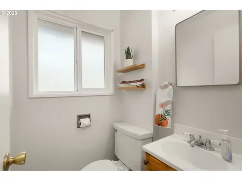 2126 SE 45th Avenue Hillsboro OR 97123
