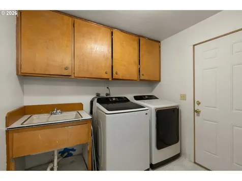 2126 SE 45th Avenue Hillsboro OR 97123