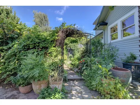 2615 NE 42nd Avenue Portland OR 97213