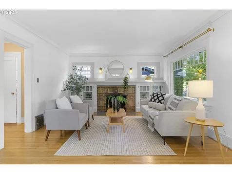 2615 NE 42nd Avenue Portland OR 97213