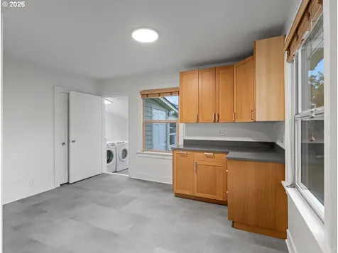 5903 SE Malden Street Portland OR 97206