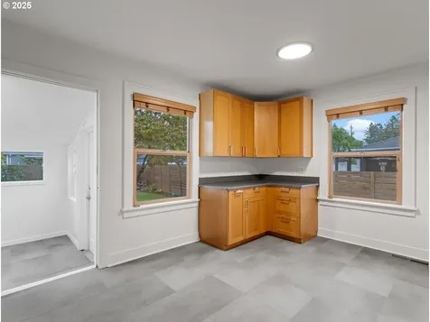 5903 SE Malden Street Portland OR 97206