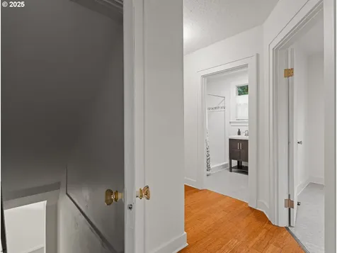 5903 SE Malden Street Portland OR 97206