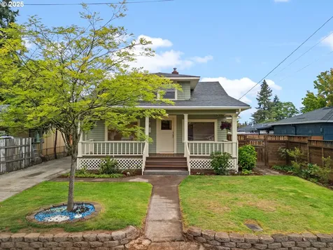 5903 SE Malden Street Portland OR 97206