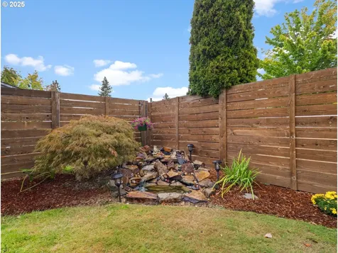 5903 SE Malden Street Portland OR 97206
