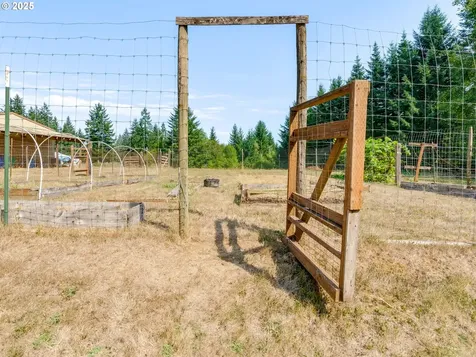 32719 NE Button Drive La Center WA 98629