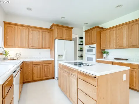 32719 NE Button Drive La Center WA 98629