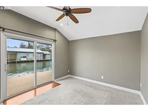 1683 N Jantzen Avenue Portland OR 97217