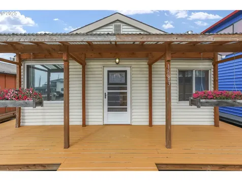 1683 N Jantzen Avenue Portland OR 97217