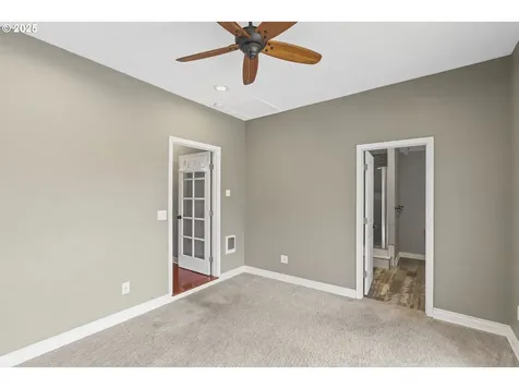 1683 N Jantzen Avenue Portland OR 97217