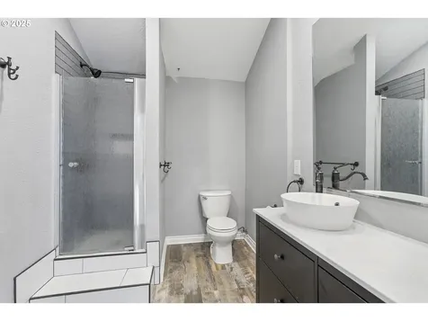 1683 N Jantzen Avenue Portland OR 97217