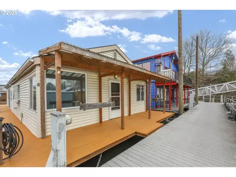 1683 N Jantzen Avenue Portland OR 97217