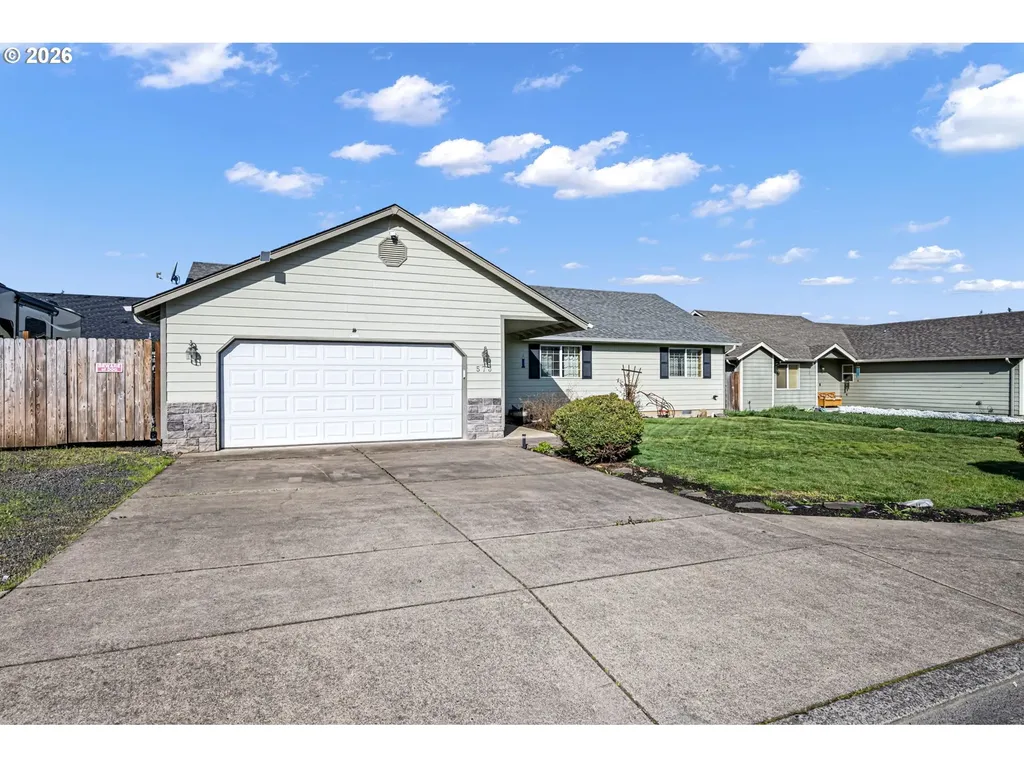 573 Creswood Drive Creswell OR 97426