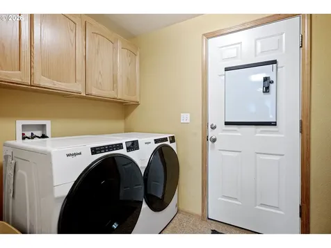 573 Creswood Drive Creswell OR 97426