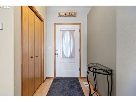 573 Creswood Drive Creswell OR 97426