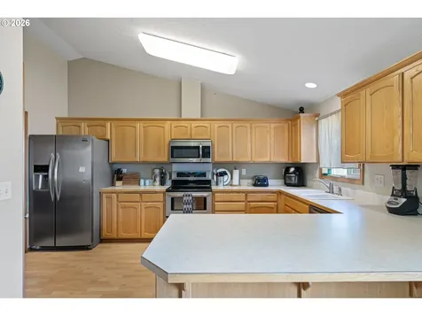 573 Creswood Drive Creswell OR 97426