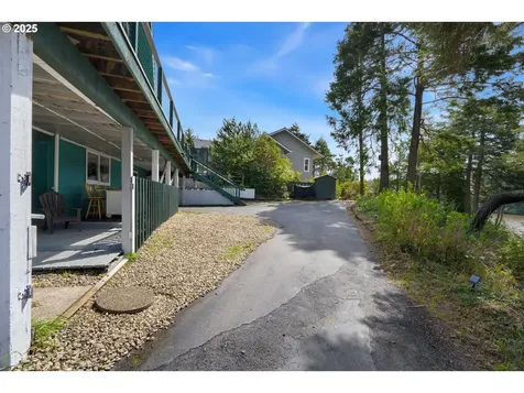 53461 Safe Road Bandon OR 97411
