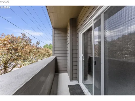4320 S Corbett Avenue Portland OR 97239
