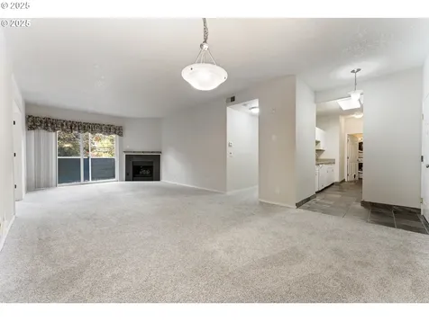 4320 S Corbett Avenue Portland OR 97239