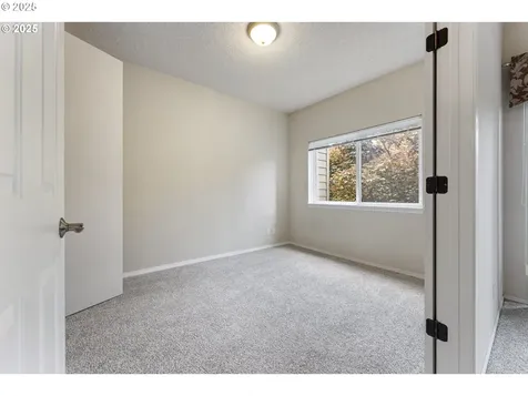 4320 S Corbett Avenue Portland OR 97239