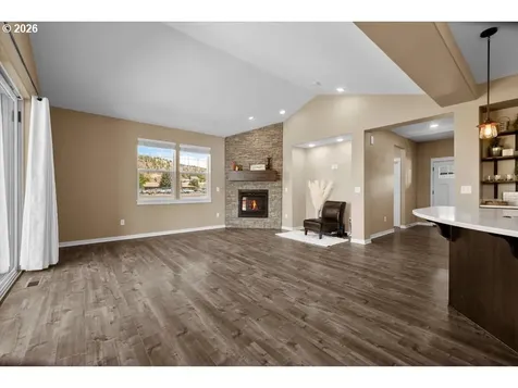 317 SE Pioneer Drive Prineville OR 97754
