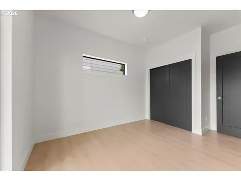 7884 SE 70th Avenue Portland OR 97206