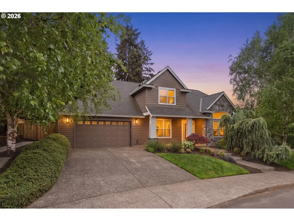 2432 SW Huber Court Portland OR 97219