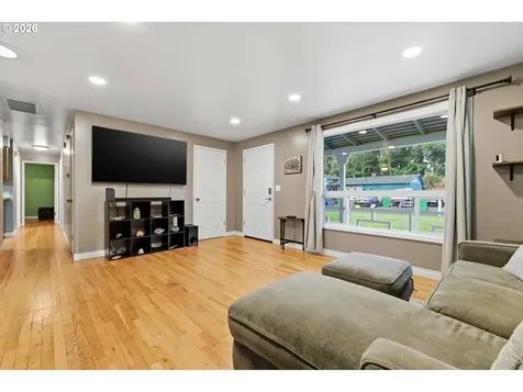 1530 SE 140th Avenue Portland OR 97233