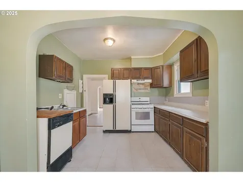 5417 NE 15th Avenue Portland OR 97211