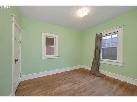 5417 NE 15th Avenue Portland OR 97211