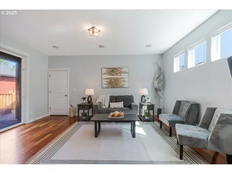 4615 SE Olivewood Street Hillsboro OR 97123