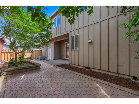 4615 SE Olivewood Street Hillsboro OR 97123