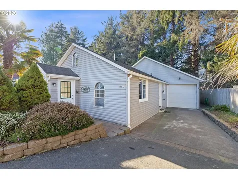 3607 NW Port Avenue Lincoln City OR 97367