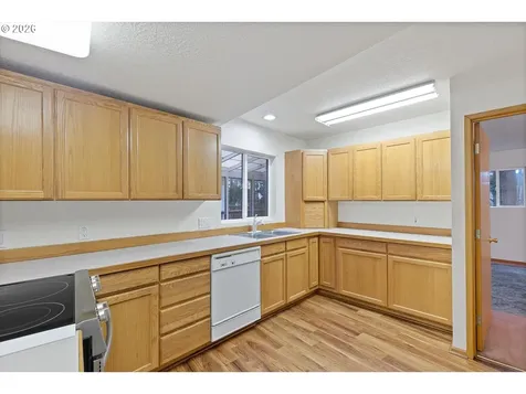 3607 NW Port Avenue Lincoln City OR 97367