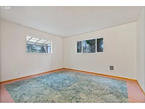 3607 NW Port Avenue Lincoln City OR 97367