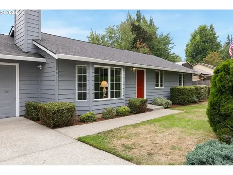 407 SE 202nd Avenue Portland OR 97233