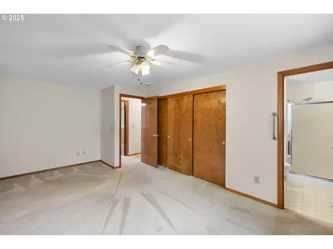 407 SE 202nd Avenue Portland OR 97233