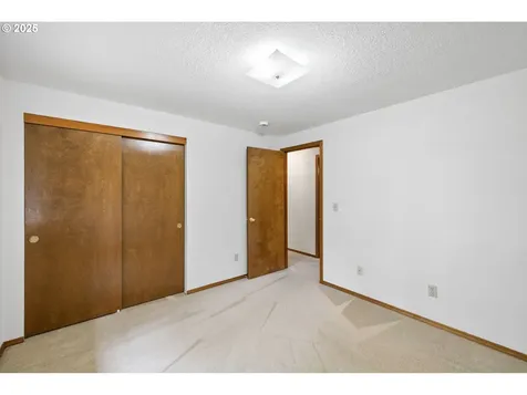 407 SE 202nd Avenue Portland OR 97233
