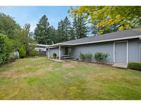407 SE 202nd Avenue Portland OR 97233