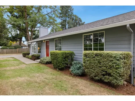 407 SE 202nd Avenue Portland OR 97233