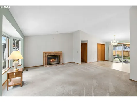 407 SE 202nd Avenue Portland OR 97233