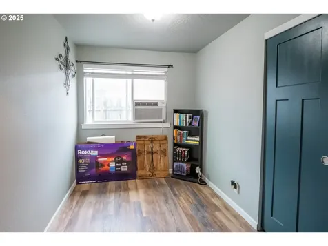732 53rd Street Springfield OR 97478
