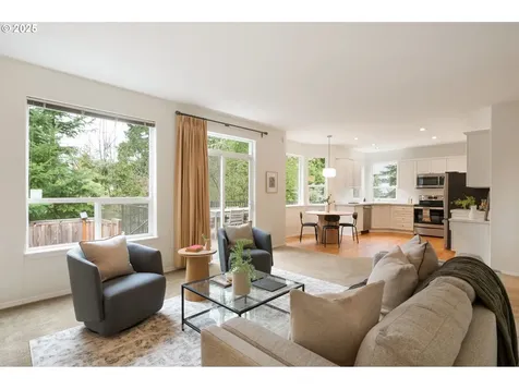 7435 SW 49th Court Portland OR 97219